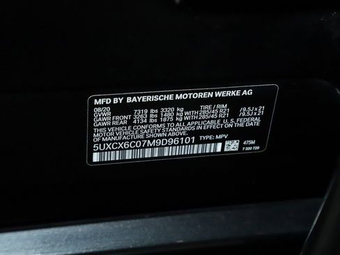 Used 2021 BMW X7 M50i image 24