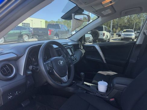 Used 2018 Toyota RAV4 LE w/ All Weather Liner Package image 6