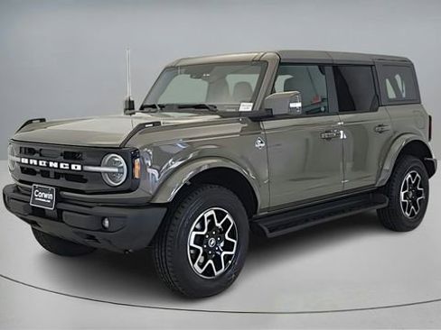 New 2025 Ford Bronco Outer Banks image 3