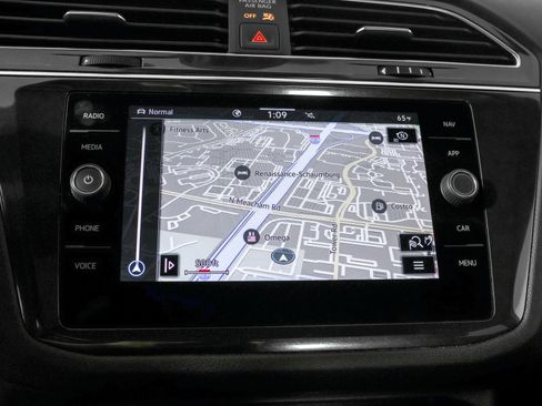 Used 2023 Volkswagen Tiguan SEL R-Line AWD/4WD image 30