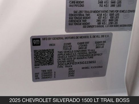 Used 2025 Chevrolet Silverado 1500 LT Trail Boss w/ Protection Package AWD/4WD image 25