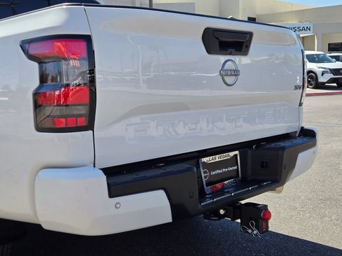 Certified 2024 Nissan Frontier SV w/ SV Convenience Package RWD image 6
