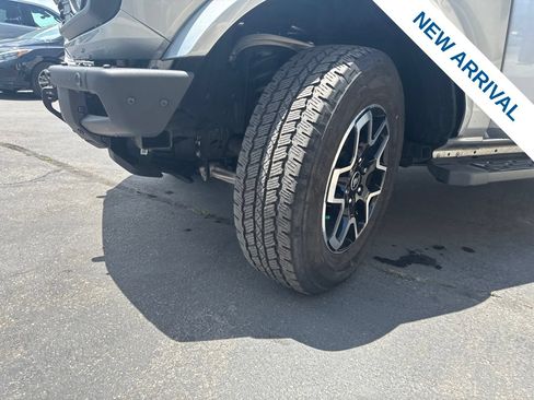 Used 2024 Ford Bronco Outer Banks AWD/4WD image 32