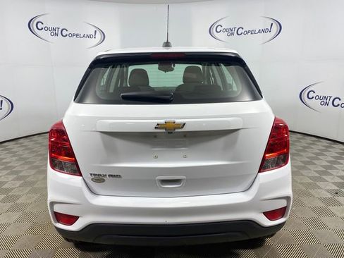 Used 2018 Chevrolet Trax LS image 4