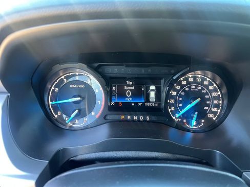 Used 2019 Ford Ranger XLT w/ Equipment Group 301A Mid AWD/4WD image 16