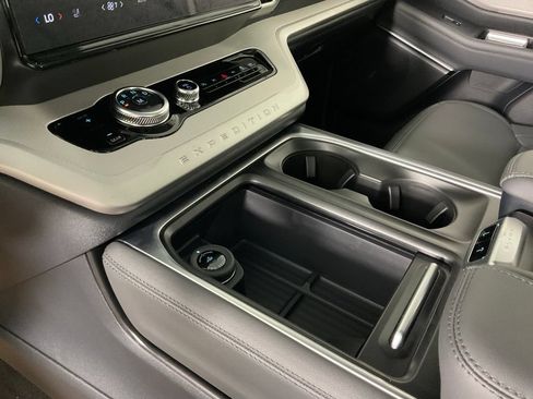 New 2027 Ford Expedition Max Active RWD image 21