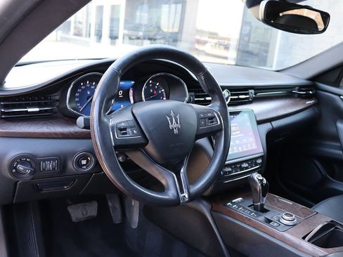 Used 2017 Maserati Quattroporte S image 13