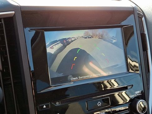 Used 2021 Subaru Forester Premium image 18