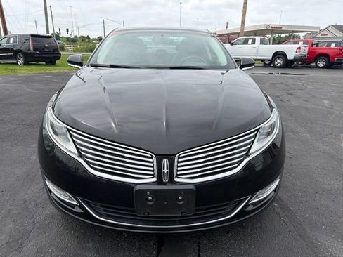 Used 2014 Lincoln MKZ AWD image 2