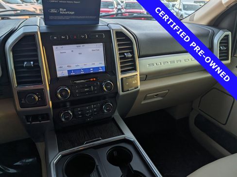 Certified 2020 Ford F350 Lariat w/ FX4 Off-Road Package image 27
