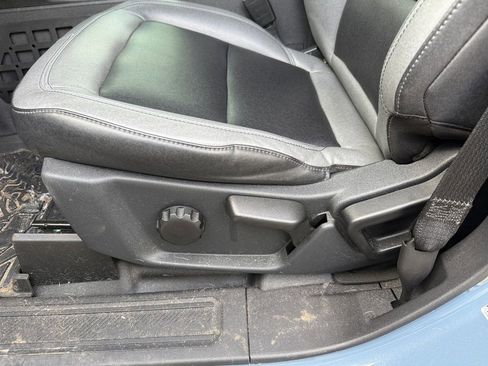 Used 2023 Ford Bronco Black Diamond w/ Sasquatch Package AWD/4WD image 13