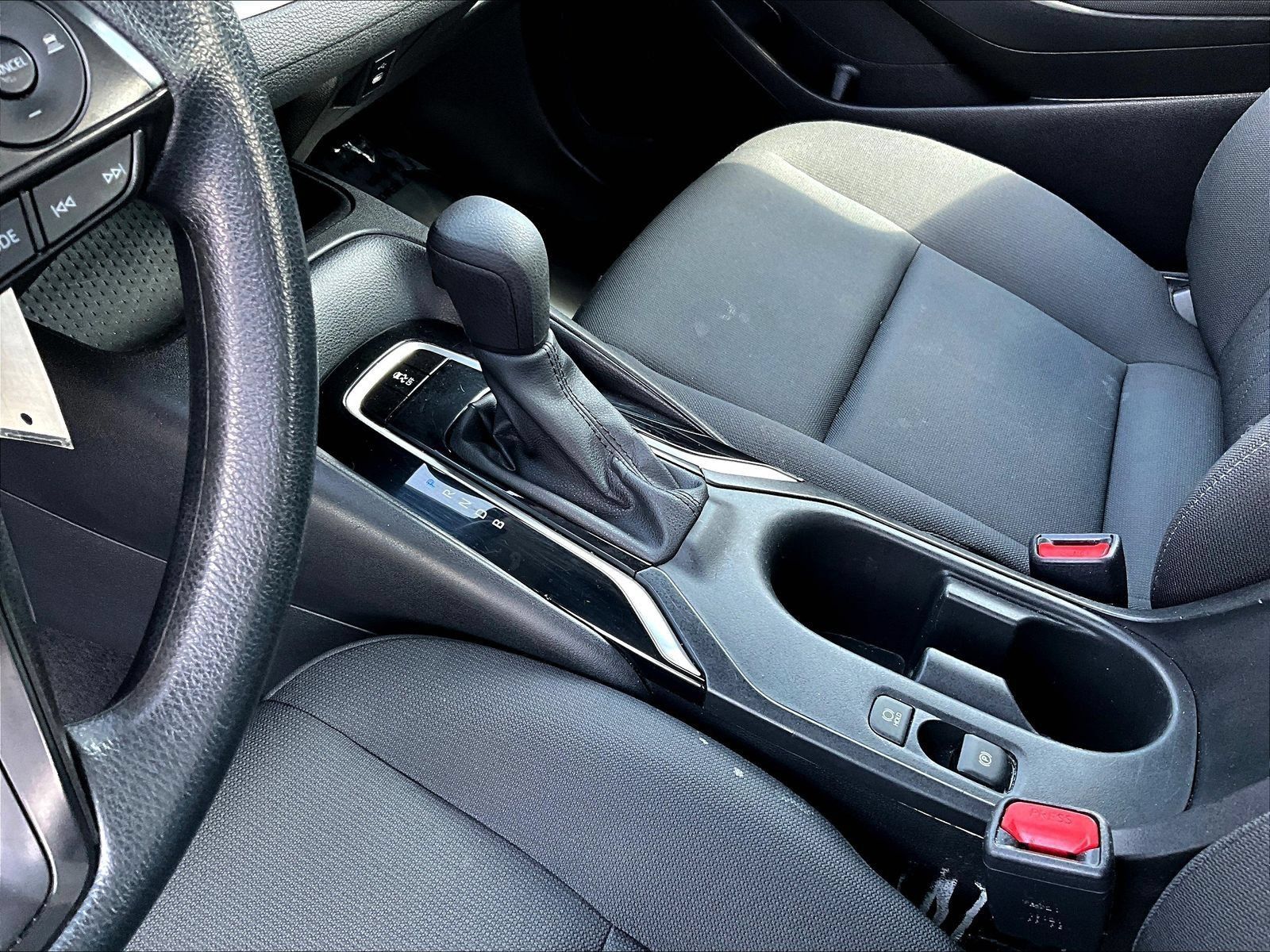 Used 2024 Toyota Corolla LE FWD image 21