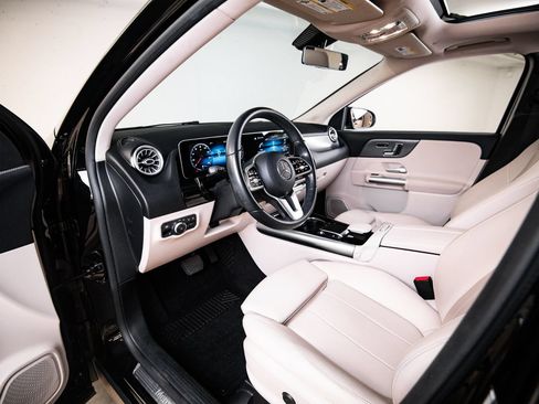 Used 2021 Mercedes-Benz GLA 250 image 4