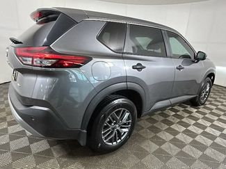 Used 2022 Nissan Rogue S AWD/4WD video 3