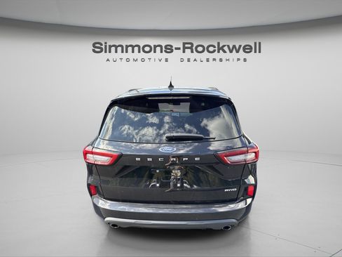 Used 2023 Ford Escape ST-Line image 8