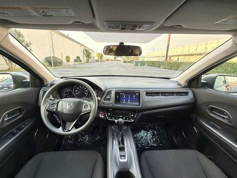 Used 2016 Honda HR-V EX image 14