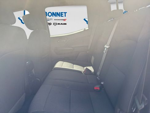 Used 2025 GMC Canyon Elevation AWD/4WD image 21