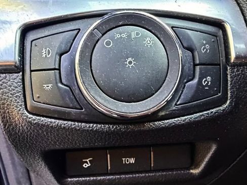 Used 2018 Ford Explorer Sport w/ Equipment Group 401A AWD/4WD image 18