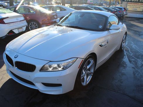 Used 2016 BMW Z4 sDrive28i image 5