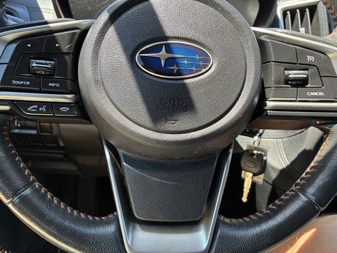 Used 2019 Subaru Crosstrek 2.0i Premium AWD/4WD image 9