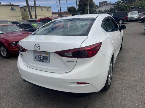 Used 2016 MAZDA MAZDA3 i Sport FWD image 5
