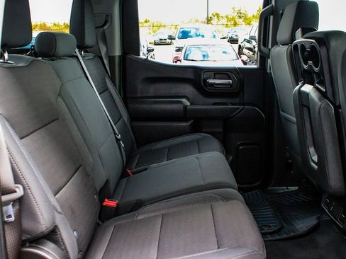 Used 2024 Chevrolet Silverado 1500 Custom image 34