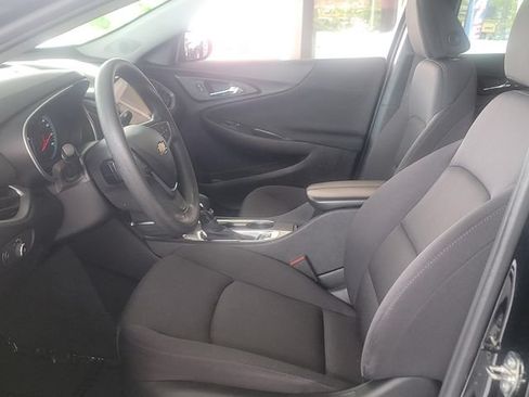 Used 2023 Chevrolet Malibu LT FWD image 9