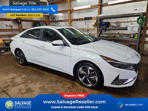 Used 2021 Hyundai Elantra SEL w/ Convenience + Premium Package image 5