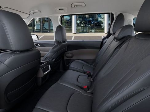 New 2026 Kia Carnival EX image 18