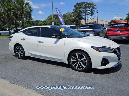 Used 2023 Nissan Maxima Platinum w/ Sport Mat Group FWD image 7