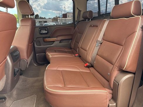 Used 2018 Chevrolet Silverado 1500 High Country image 11