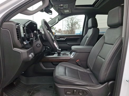 Certified 2023 GMC Sierra 1500 SLT w/ SLT Premium Plus Package image 13