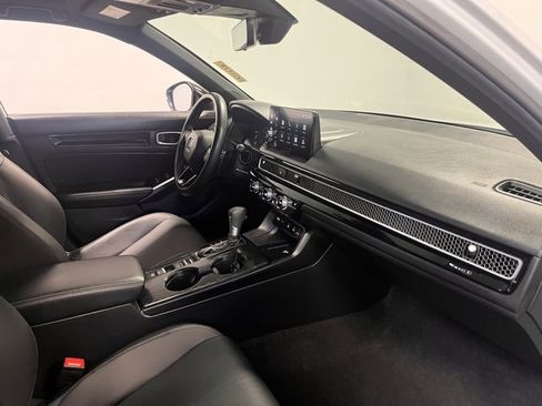 Used 2025 Honda Civic Sport Touring image 11