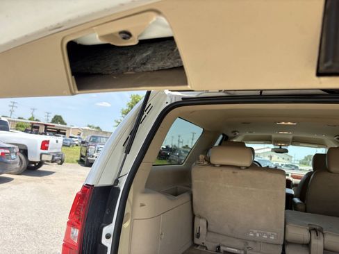 Used 2013 Chevrolet Suburban LT w/ All-Star Edition RWD image 14