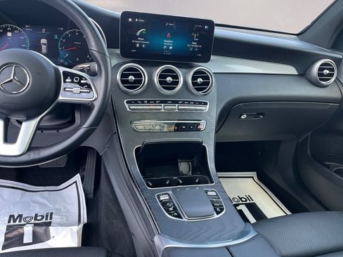 Certified 2022 Mercedes-Benz GLC 300 4MATIC image 11