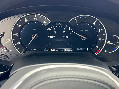 Used 2017 BMW 540i RWD image 22