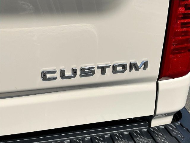 New 2026 Chevrolet Silverado 2500 Custom w/ Custom Value Package AWD/4WD image 8