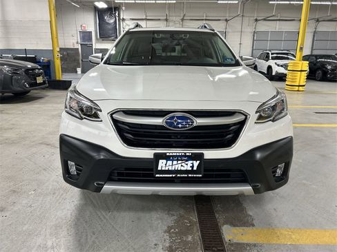 Certified 2020 Subaru Outback Touring image 3