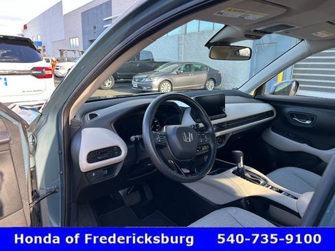 Certified 2024 Honda HR-V LX image 33