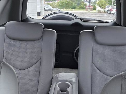 Used 2009 Toyota RAV4 Limited w/ Limited Extra Value Pkg AWD/4WD image 29