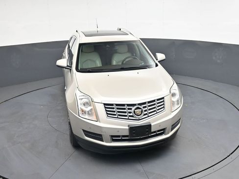 Used 2014 Cadillac SRX Luxury w/ Driver Awareness Package FWD image 30