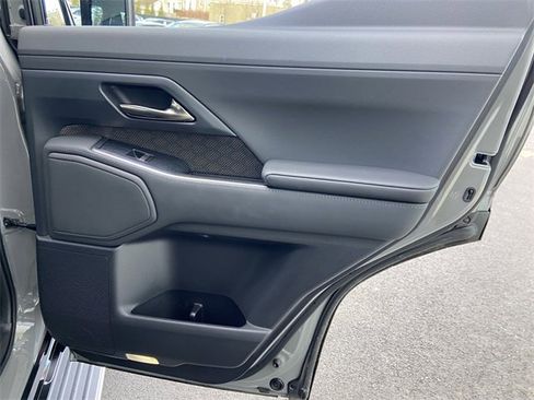 Used 2024 Lexus GX 550 image 32