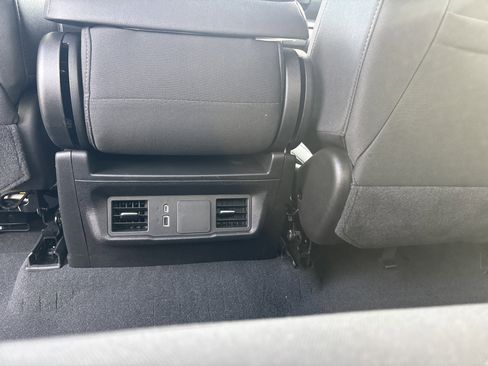 New 2025 Chevrolet Silverado 1500 Custom image 24