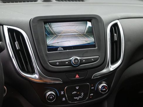 Used 2021 Chevrolet Equinox LT FWD image 15