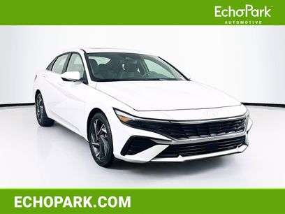 Used 2025 Hyundai Elantra SEL