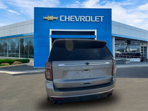 Used 2024 Chevrolet Tahoe High Country image 9