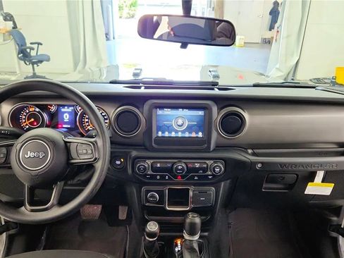 Used 2022 Jeep Wrangler Unlimited Sport AWD/4WD image 26