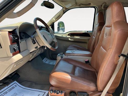Used 2005 Ford F350 King Ranch AWD/4WD image 9