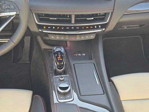 New 2026 Cadillac CT5 V image 18