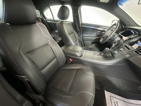 Used 2013 Ford Taurus SEL FWD image 27